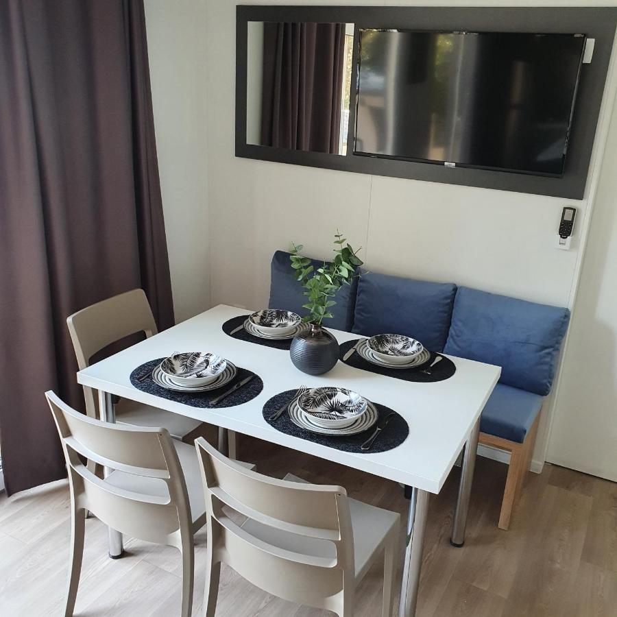 Mobile Home Sunflower - Селце Екстер'єр фото